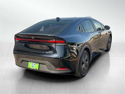 2023 Toyota Prius LE