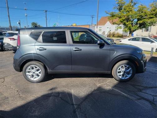 2025 Kia Soul LX