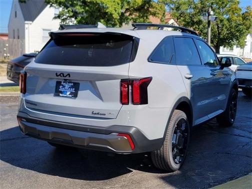 2025 Kia Sorento X-Line EX