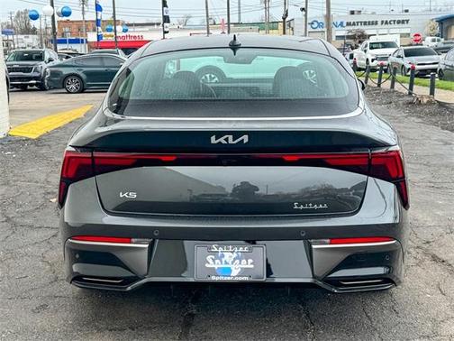 2025 Kia K5 EX