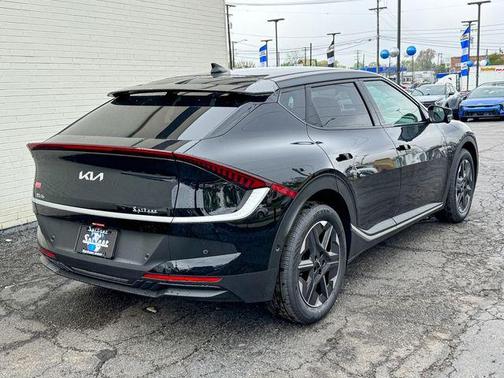 2025 Kia EV6 Light Long Range