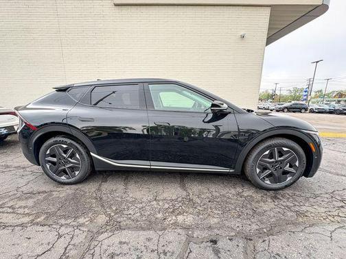 2025 Kia EV6 Light Long Range