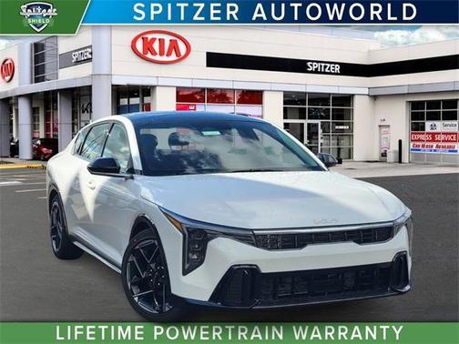 2025 Kia K4 GT-Line