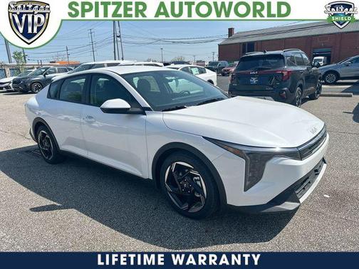 Snow White Pearl 2026 Kia K4 EX