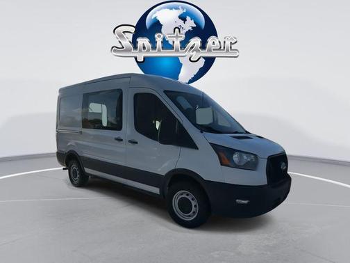 2022 Ford Transit-250 