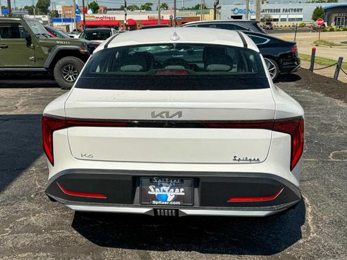 2025 Kia K4 EX