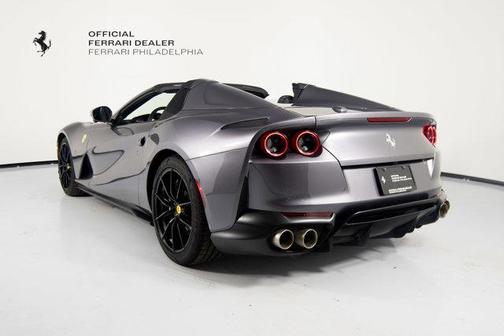 2021 Ferrari 812 GTS Base