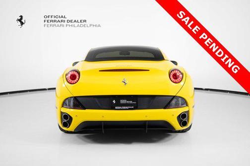 2013 Ferrari California Base