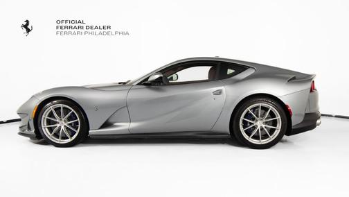 Grigio Titanio Metallic 2018 Ferrari 812 Superfast Base