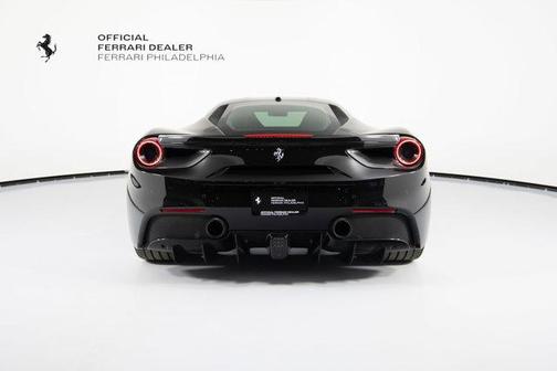 2016 Ferrari 488 GTB 2dr Cpe