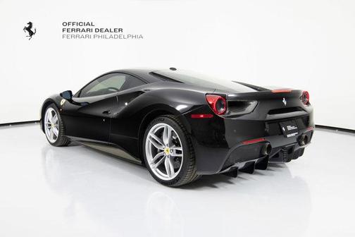 2016 Ferrari 488 GTB 2dr Cpe