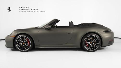 Aventurine Green Metallic 2026 Porsche 911 911 Carrera S