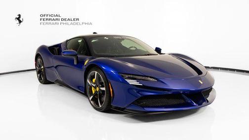 Blu Elettrico 2023 Ferrari SF90 Stradale Coupe