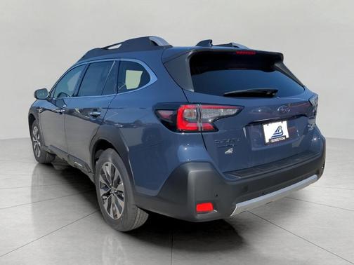 2025 Subaru Outback Touring