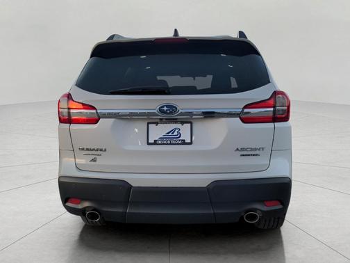 2022 Subaru Ascent Limited 8-Passenger