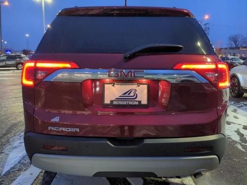 2017 GMC Acadia SLT-1