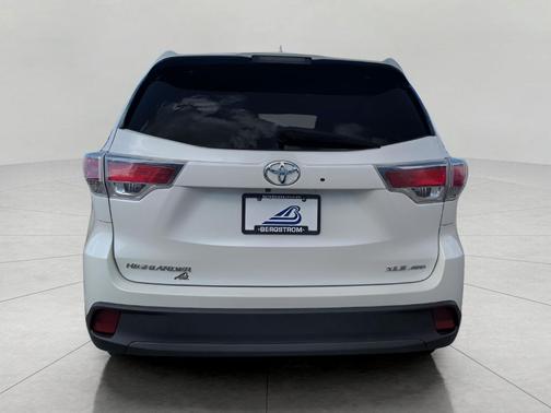 Blizzard Pearl 2016 Toyota Highlander XLE