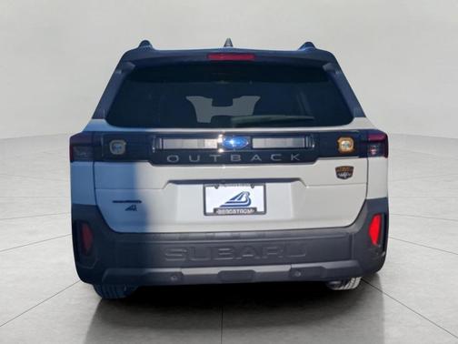 Crystal White Pearl 2026 Subaru Outback Wilderness