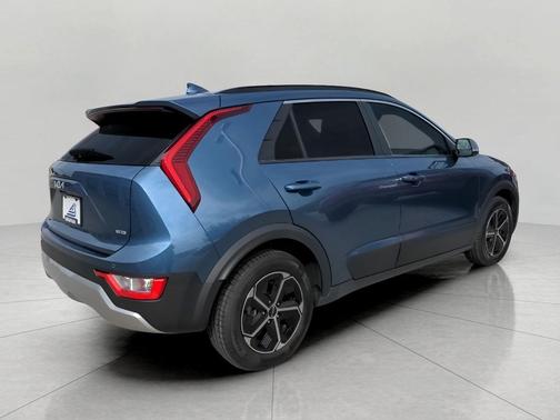 2024 Kia Niro EX