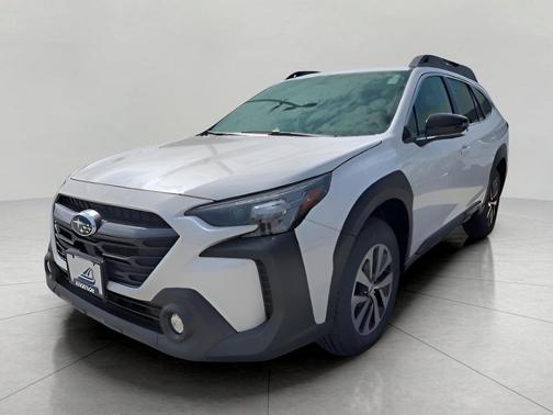 2025 Subaru Outback Base