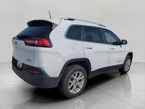 2017 Jeep Cherokee Sport