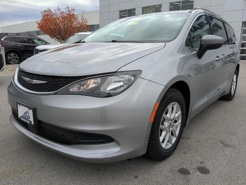 2021 Chrysler Voyager LXI