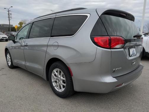 2021 Chrysler Voyager LXI