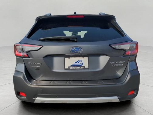 2025 Subaru Outback Touring
