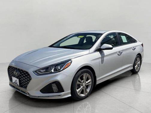 Symphony Silver 2019 Hyundai SONATA SEL
