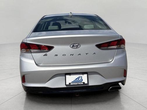 Symphony Silver 2019 Hyundai SONATA SEL