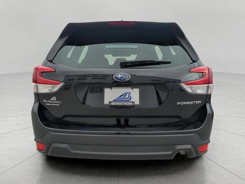 Crystal Black Silica 2023 Subaru Forester Premium