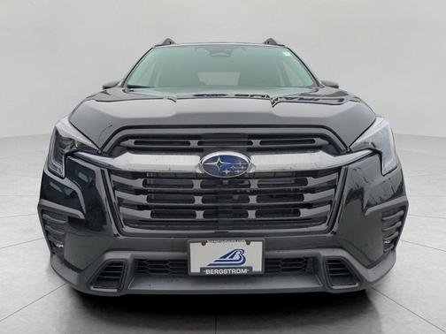 Crystal Black Silica 2026 Subaru Ascent Limited 7-Passenger