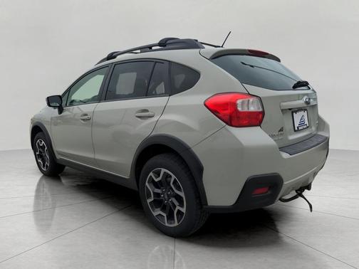 Desert Khaki 2017 Subaru Crosstrek 2.0i Premium