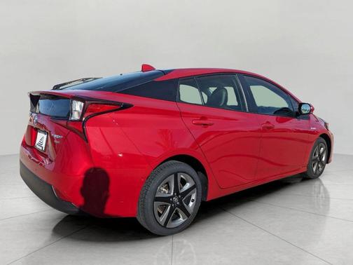 Supersonic Red 2021 Toyota Prius XLE