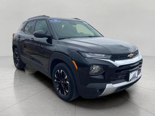 Mosaic Black Metallic 2023 Chevrolet Trailblazer LT