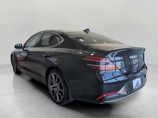 2022 Genesis G70 2.0T AWD
