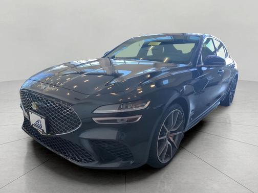 2022 Genesis G70 2.0T AWD