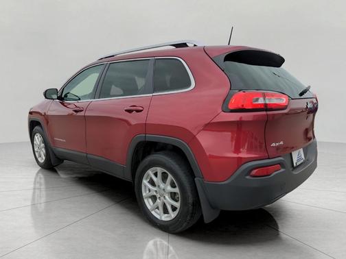 2017 Jeep Cherokee Sport