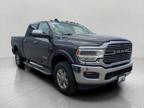 2020 RAM 2500 Laramie Crew Cab 4X4 6'4' Box
