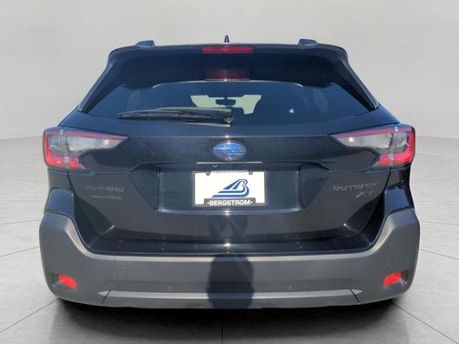 2023 Subaru Outback Onyx Edition XT
