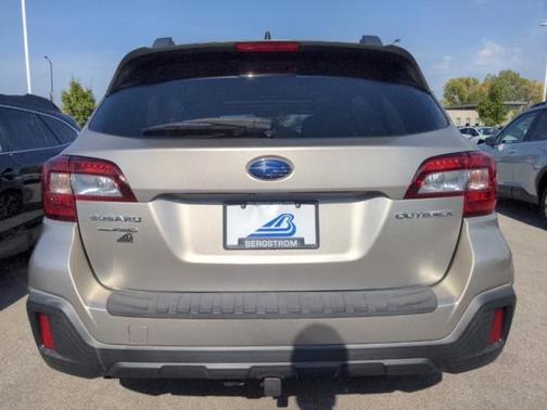 2018 Subaru Outback 2.5i Limited