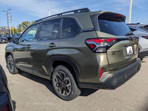 Autumn Green Metallic 2026 Subaru Forester Premium