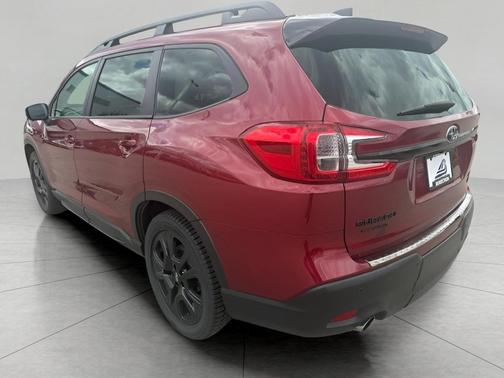 Crimson Red Pearl 2023 Subaru Ascent Onyx Edition Limited 7-Passenger