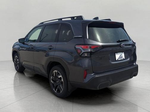 Magnetite Gray Metallic 2026 Subaru Forester Limited