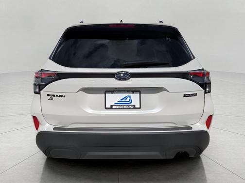 2025 Subaru Forester Hybrid Premium