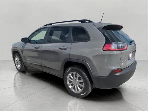 2022 Jeep Cherokee Latitude Lux
