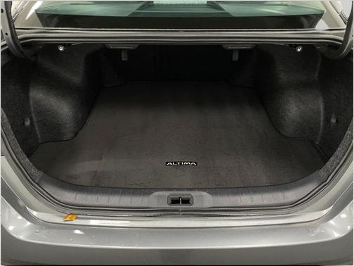 2025 Nissan Altima S FWD