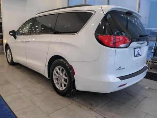 2020 Chrysler Voyager LXI