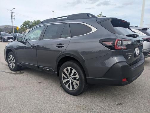 Magnetite Gray Metallic 2025 Subaru Outback Premium