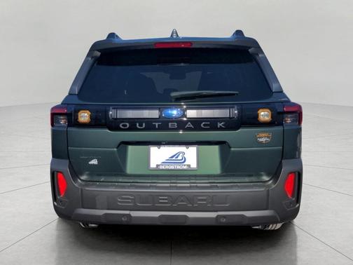Deep Emerald Green Pearl 2026 Subaru Outback Wilderness